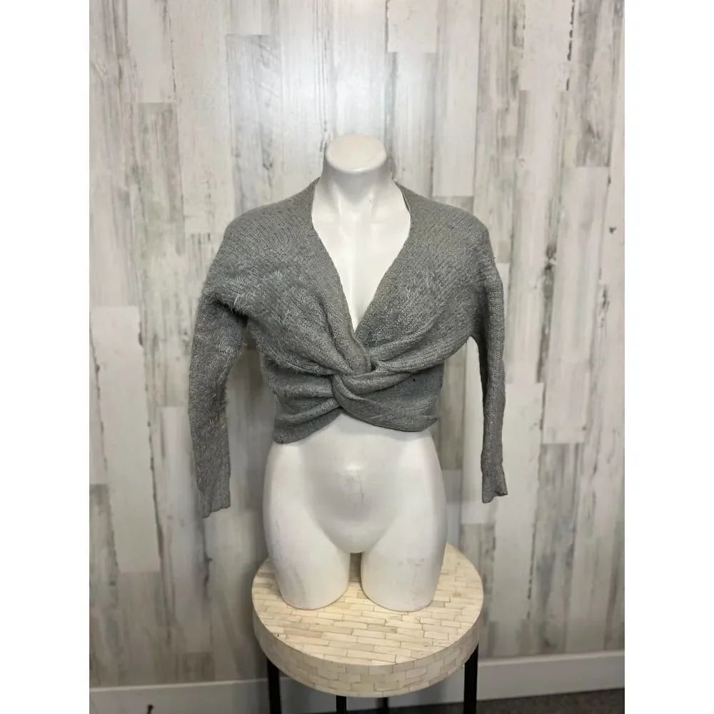 Sweater - Picture 3 of 6